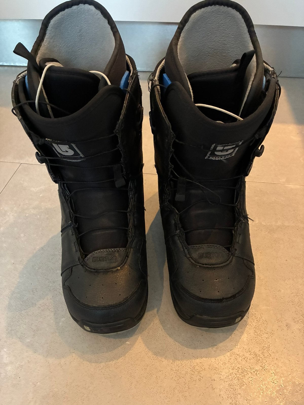 Burton Moto snowboardschoenen maat 43,5, Ophalen, Gebruikt, Schoenen
