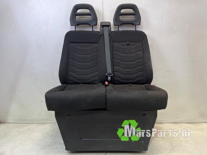 Bank rechts-voor van een Iveco New Daily, Gebruikt, -, Overige automerken, -