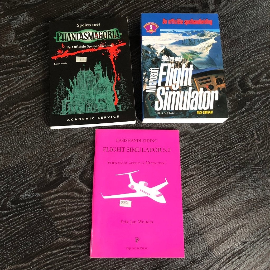 Vintage PC Boeken - Flight Simulator en Phantasmagoria, Spelcomputers en Games, Games | Pc, Gebruikt, 1 speler, Ophalen of Verzenden