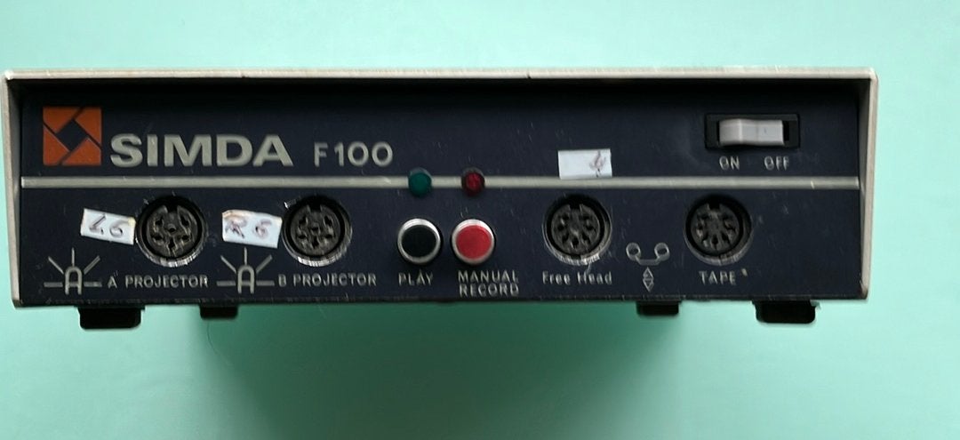 Simda F100 dia controller, Ophalen of Verzenden, Gebruikt, Audio