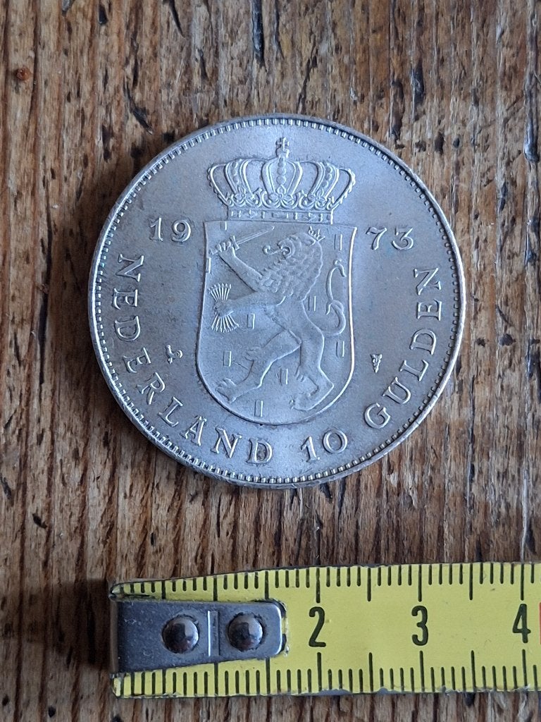 Zilveren 10 Gulden Munt 1973 - Koningin Juliana, Koningin Juliana, Zilver, Ophalen of Verzenden, Losse munt