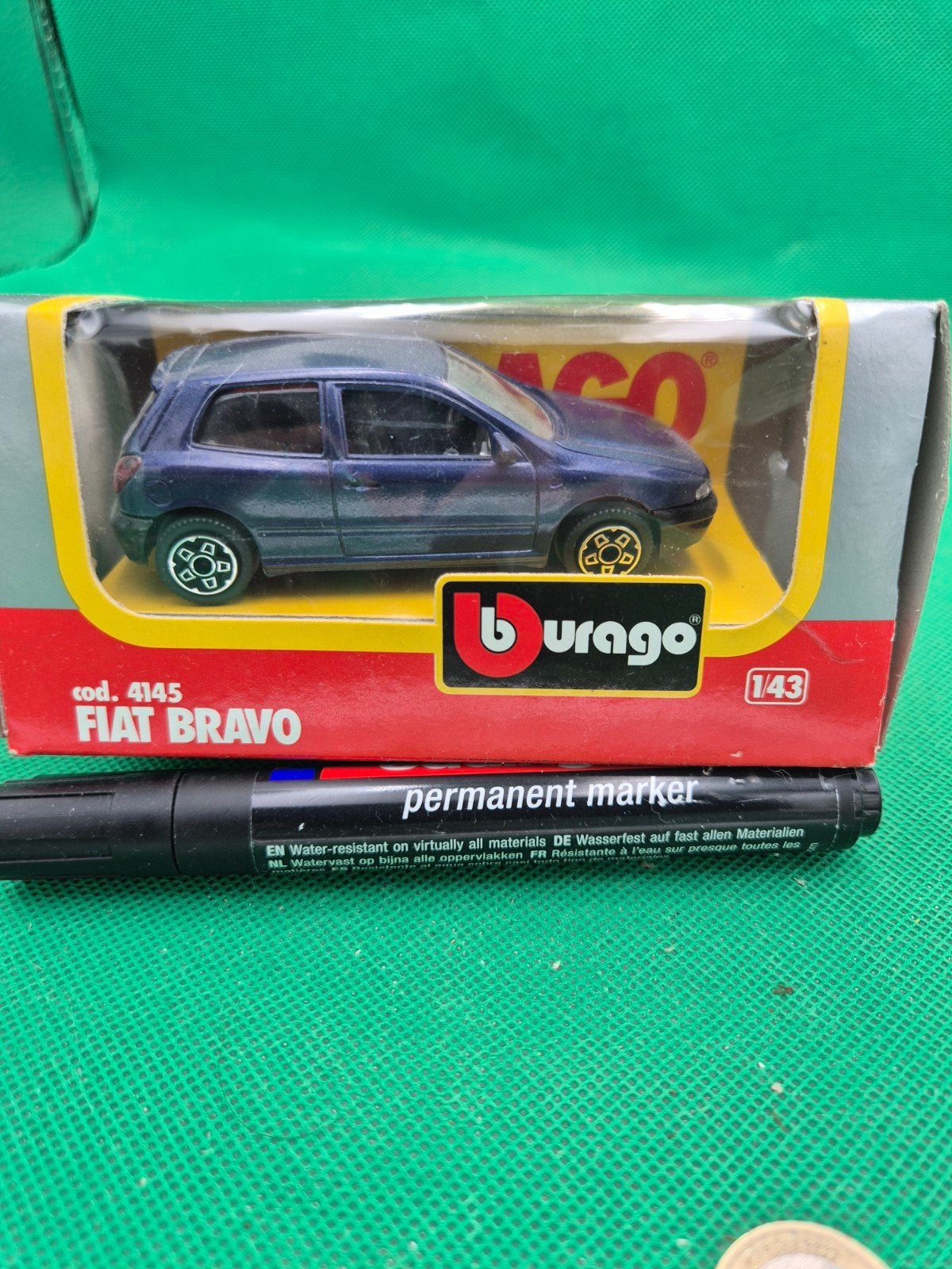 227 Fiat Bravo 1/43 Bburago, Ophalen of Verzenden, Zo goed als nieuw, Auto, Overige merken