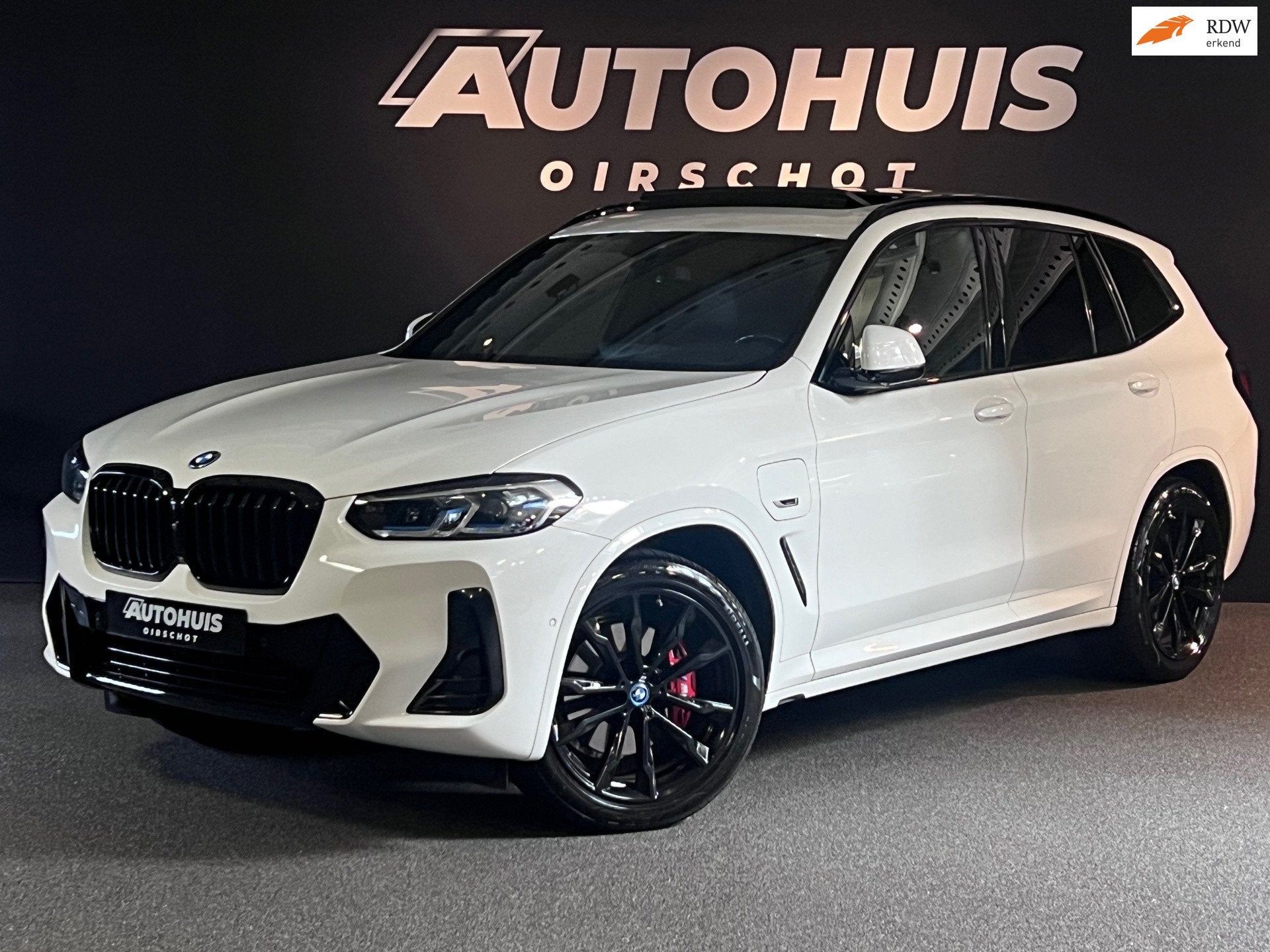BMW X3 XDrive30e High Executive Edition M Laser/ Memory stoe, 1998 cc, Gebruikt, Zwart, Wit