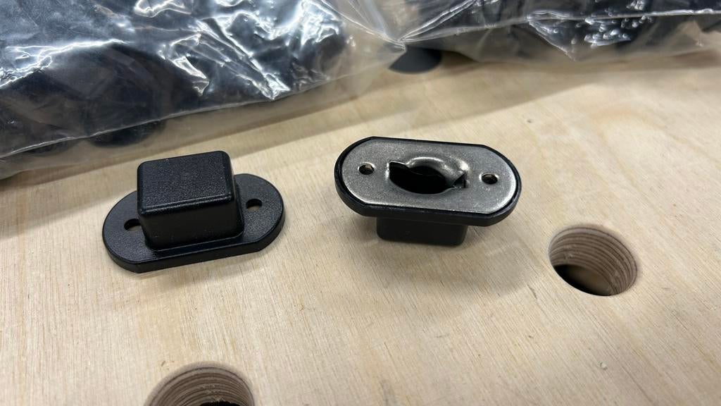 Martin omega bracket inzetjes en afdekkapjes, Ophalen of Verzenden, Nieuw, Licht
