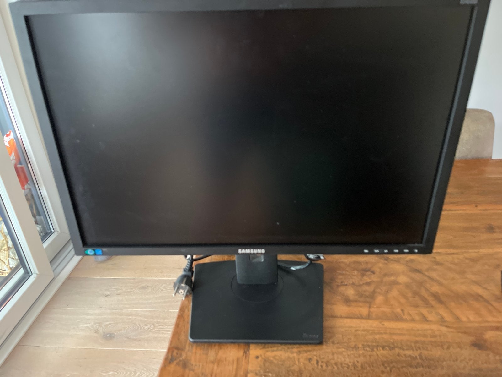 Samsung S24E650 24inch - hoogte verstelbaar en kantelbaar, Computers en Software, Monitoren, Ophalen, Gebruikt, Full HD, Onbekend