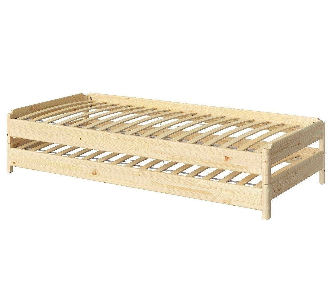 Utaker Ikea opstapelbaar bed te koop (excl. matrassen), Ophalen