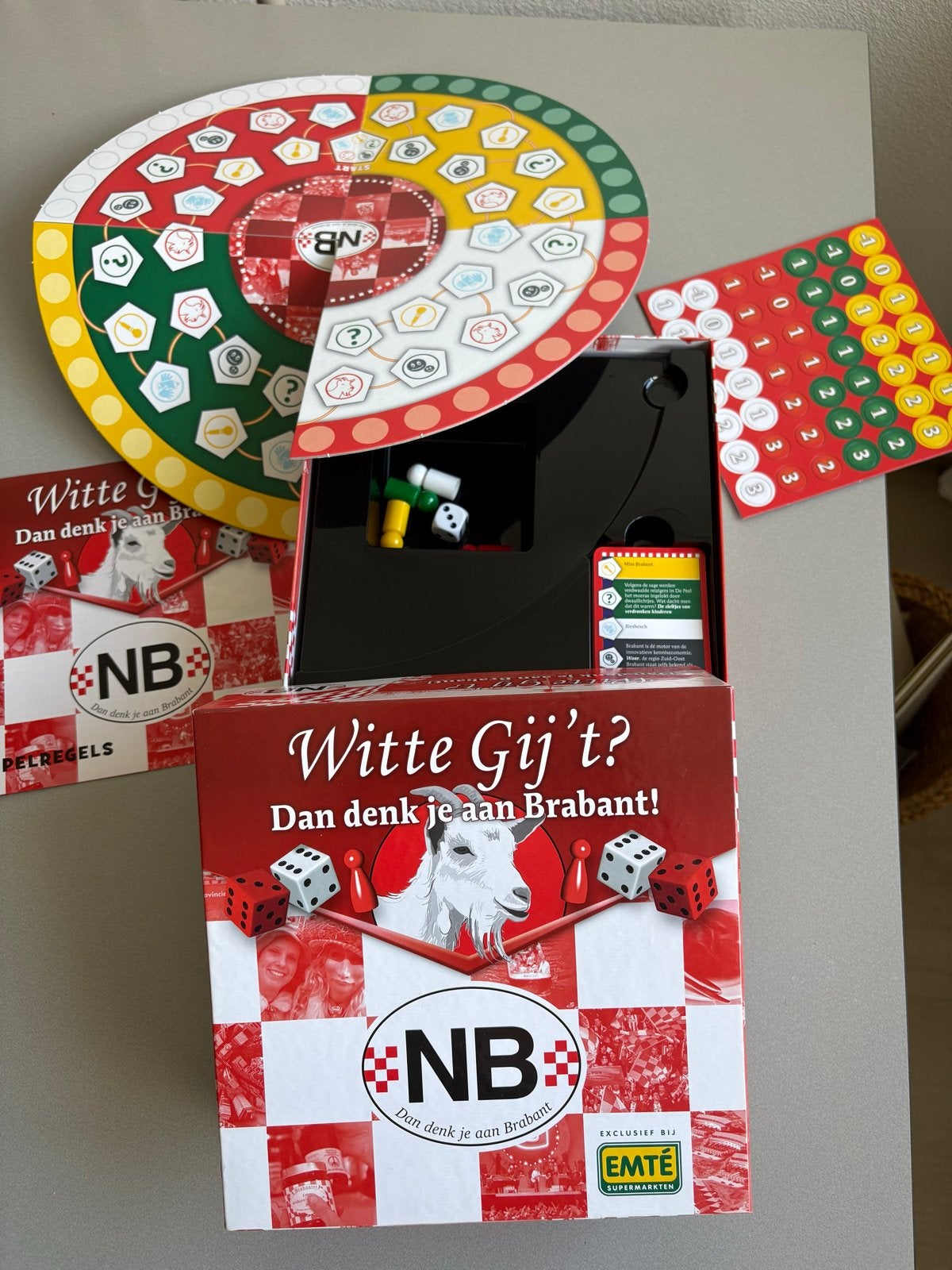 Witte Gij't? Dan denk je aan Brabant! Bordspel, Drie of vier spelers, Ophalen of Verzenden, Zo goed als nieuw