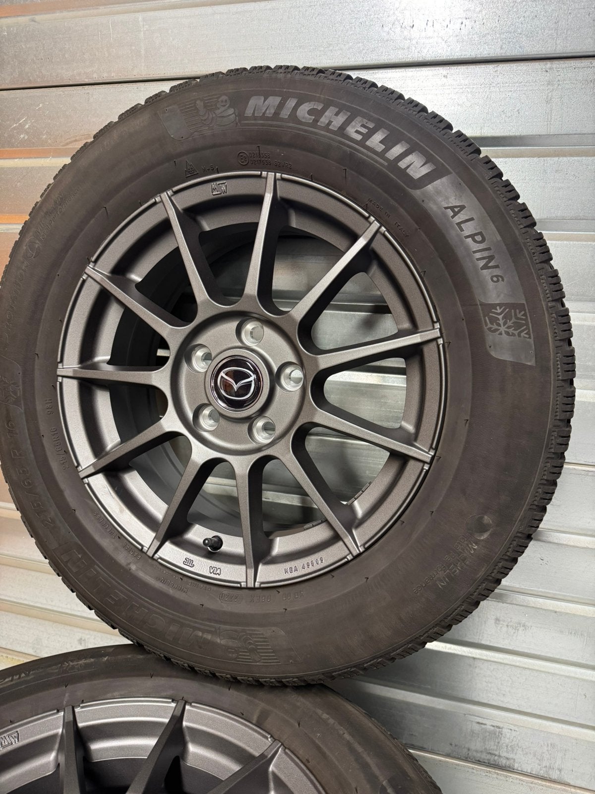 16” winterset 215/65R16 Mazda Hyindai Kia Nissan Mitsubishi, Ophalen, 215 mm, 16 inch, Banden en Velgen