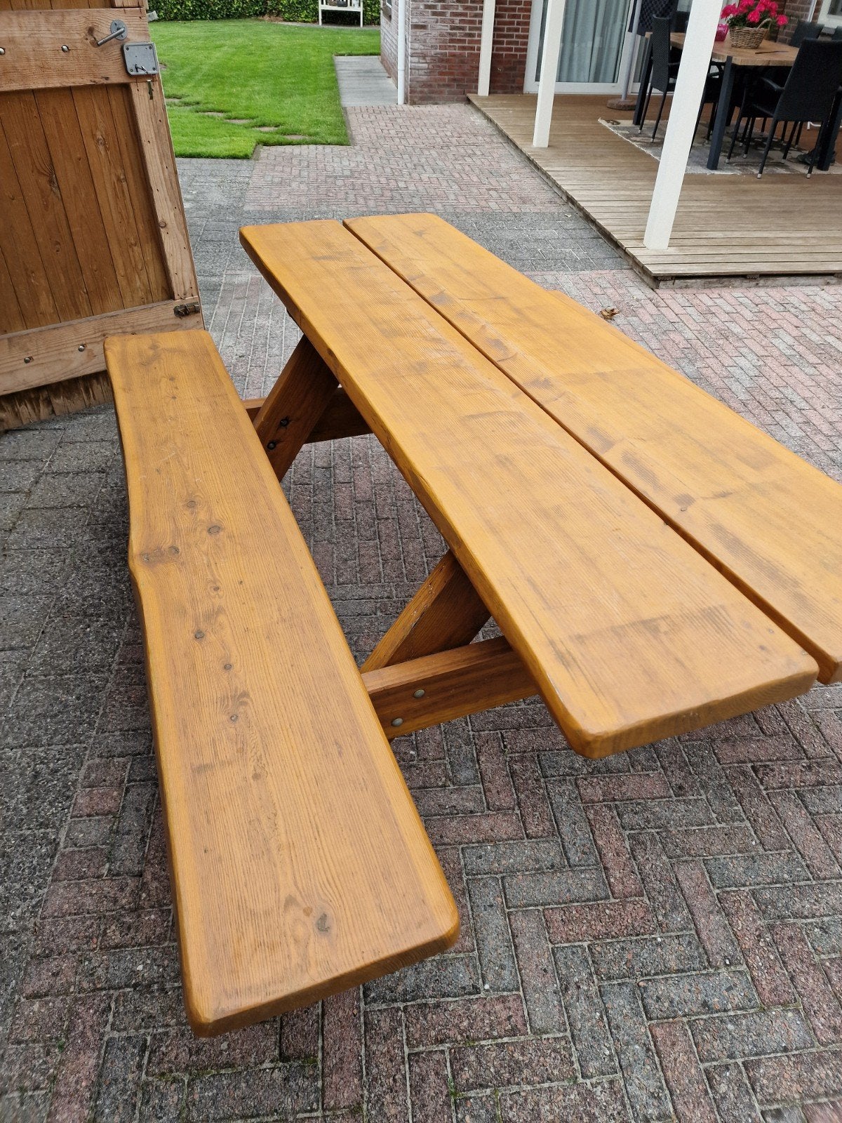 Robuuste houten picknicktafel voor tuin of terras, Ophalen, Gebruikt, Rechthoekig, Hout