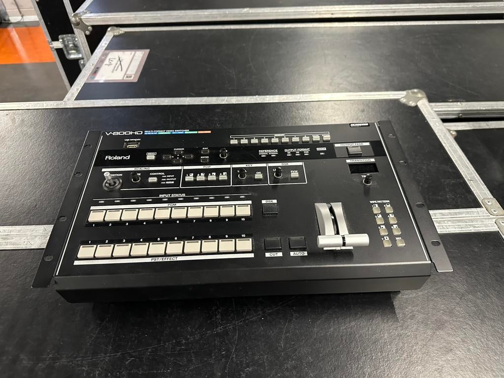 Roland V-800HD video mixer, Audio, Tv en Foto, Professionele Audio-, Tv- en Video-apparatuur, Ophalen, Zo goed als nieuw, Video