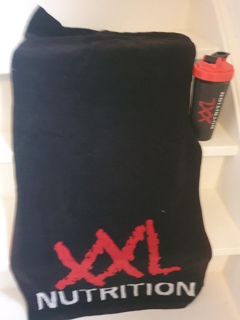 XXL Nutrition Handoek + Shake beker, Ophalen of Verzenden, Nieuw, Poeder of Drank