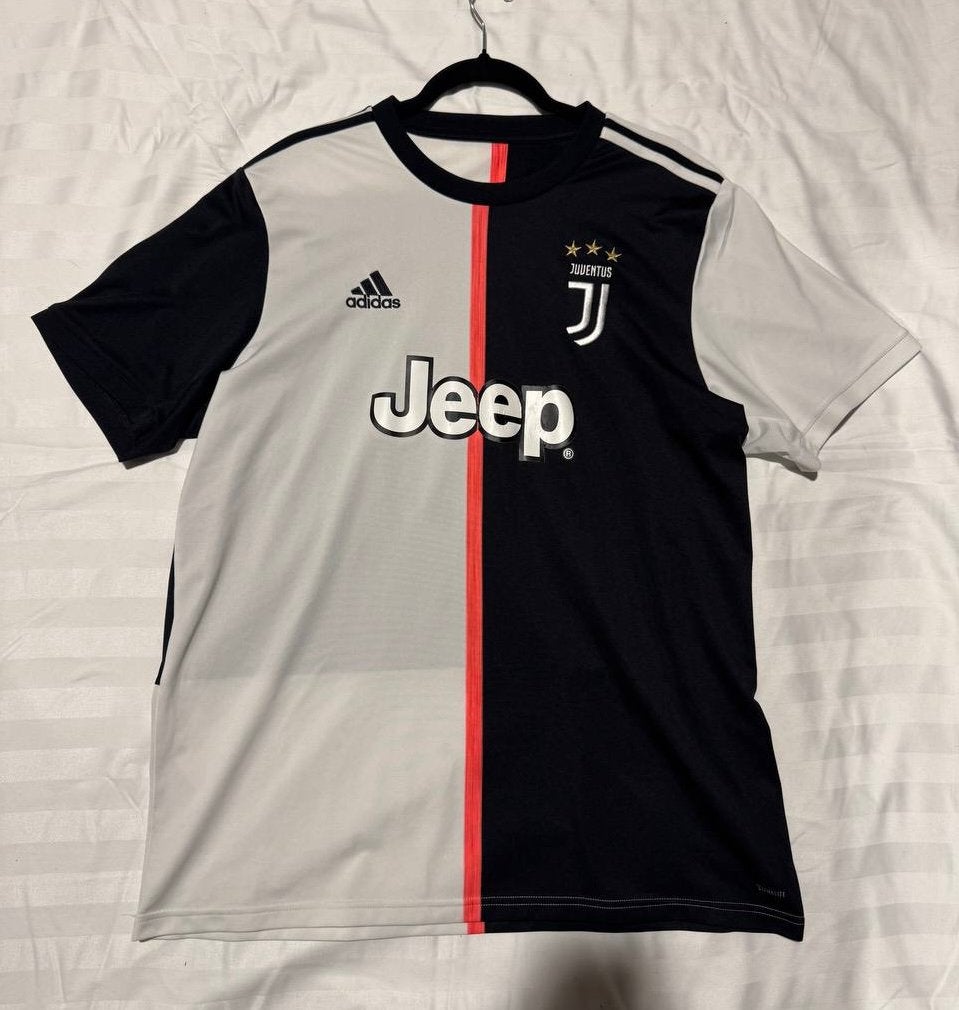 Adidas Juventus, Ophalen of Verzenden, Zo goed als nieuw, Maat 56/58 (XL), Voetbal
