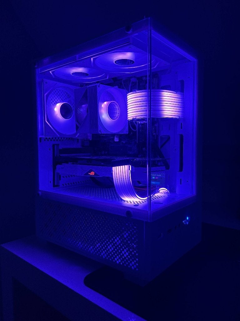 Custom instap PC, Computers en Software, Desktop Pc's, Zelfgebouwde PC, Zo goed als nieuw, SSD, Met videokaart