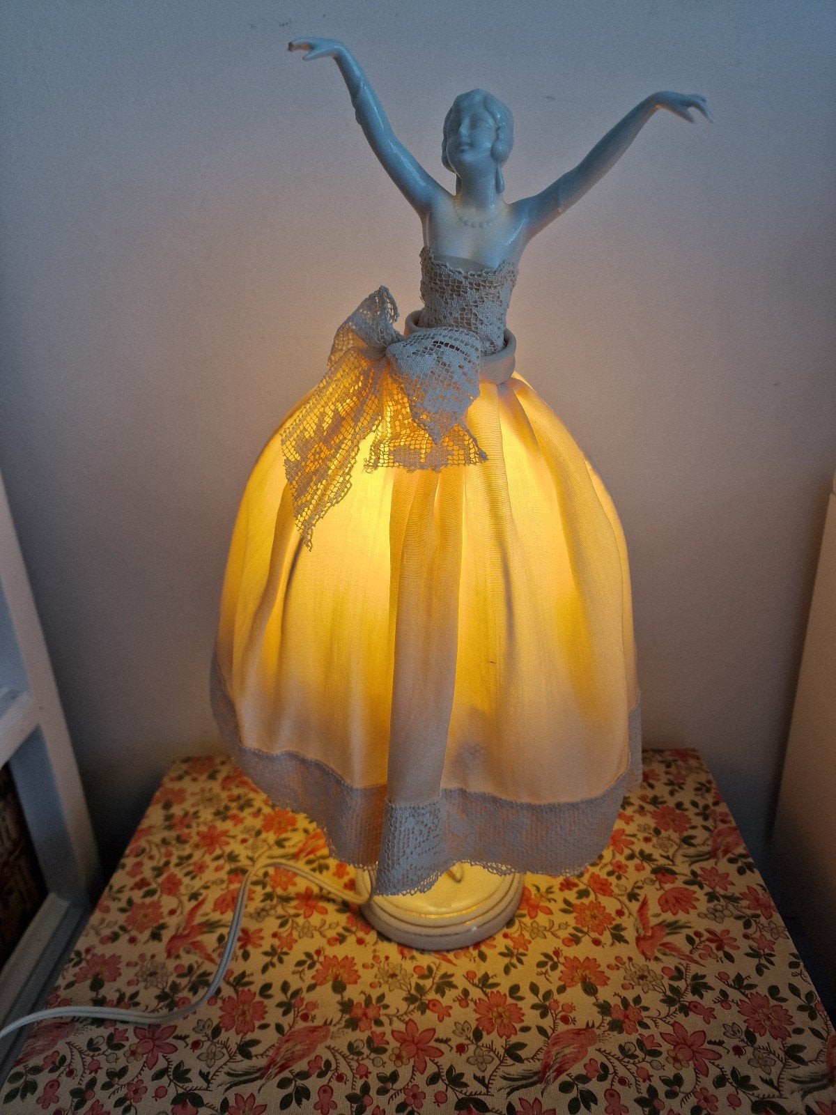 Antieke Halfdoll Lamp, Ophalen of Verzenden