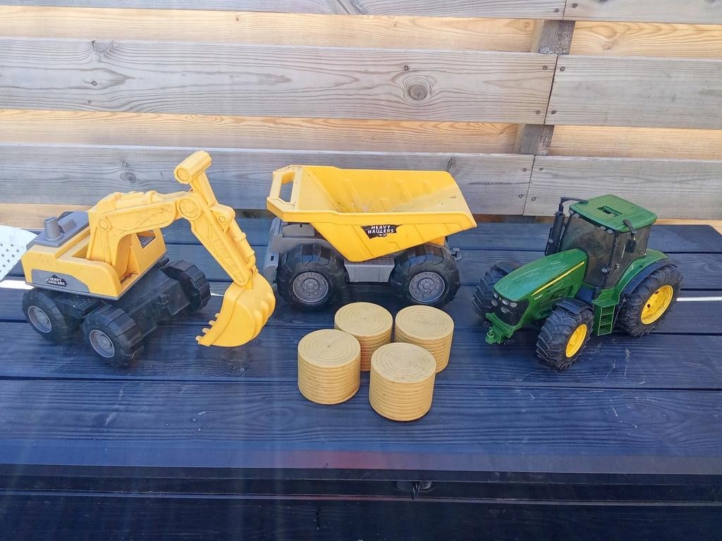 John Deere tractor, graafmachine, kiepwagen & hooibalen, Ophalen of Verzenden, Gebruikt