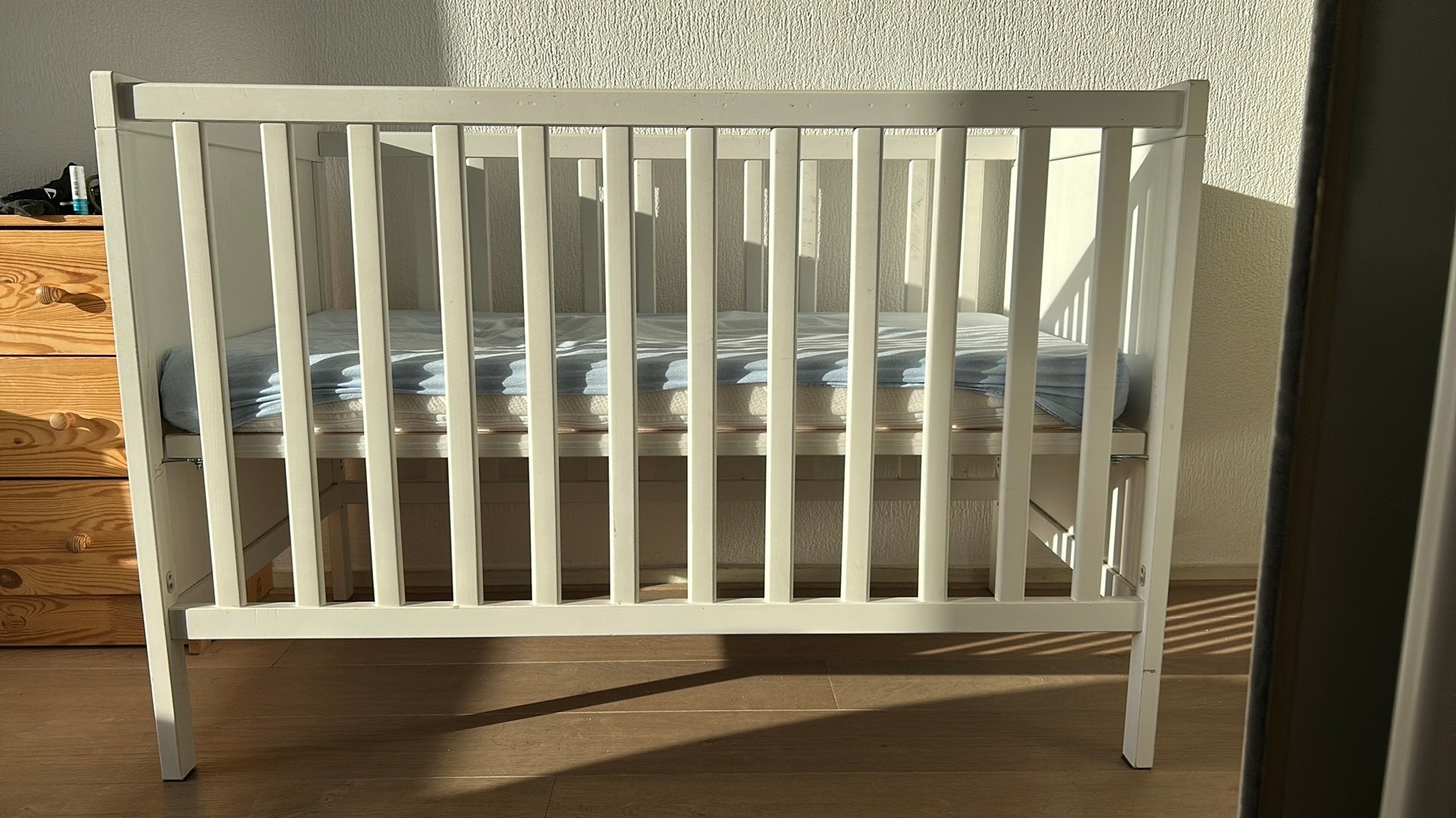 Ledikant ikea Sundvik, Ophalen, Zo goed als nieuw, Ledikant