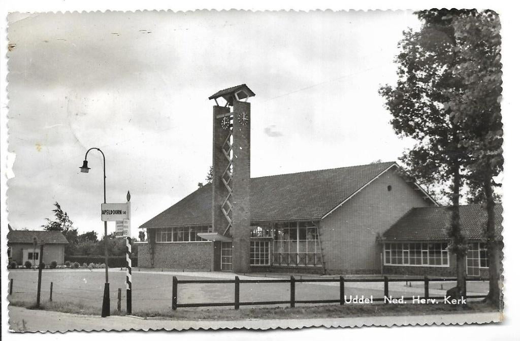 U54 Uddel  Ned Herv Kerk, Ophalen of Verzenden, 1940 tot 1960, Gelopen, Gelderland
