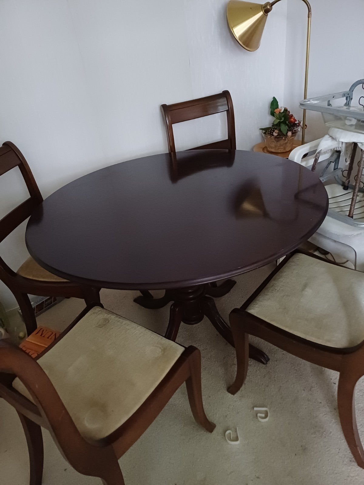gratis ophalen kast, eethoek enz, Ophalen, Gebruikt, 4 tot 6 stoelen