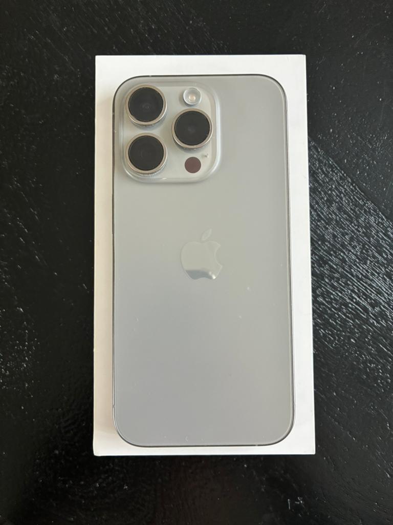 Iphone 15 PRO volledig onbeschadigd!, Telecommunicatie, Mobiele telefoons | Apple iPhone, Ophalen, 128 GB, Zo goed als nieuw, Zonder simlock