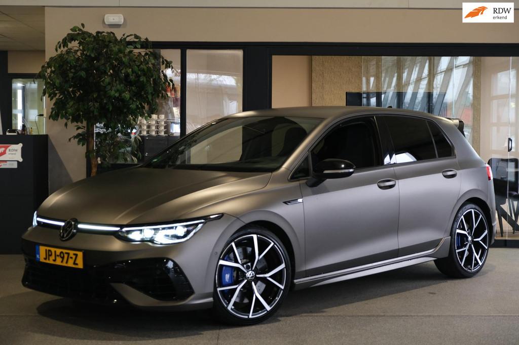 Volkswagen Golf 8 2.0 TSI R 4Motion PERFORMANCE Akra Led Cam, Auto's, Gebruikt, 4 cilinders, 1984 cc, Alcantara