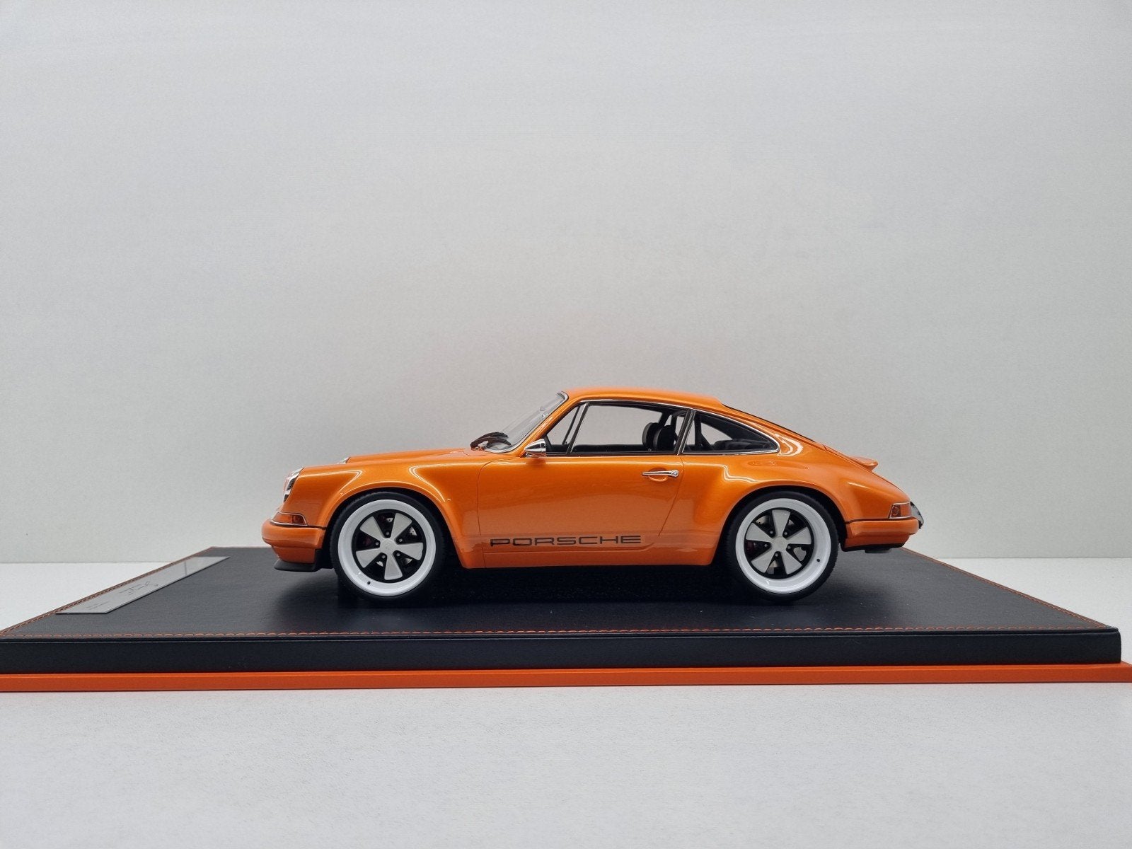 1:12 Ivy Merit Porsche 911 Singer "Open Hood" 1/20 1:12 Nieu, Ophalen of Verzenden, Nieuw, 1:9 t/m 1:12, Auto