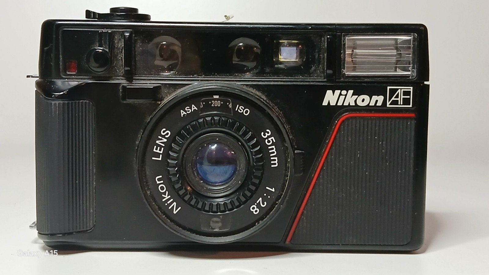 Nikon L35AF 35mm f/2.8 Analoge Compactcamera - Getest, Audio, Tv en Foto, Ophalen of Verzenden, Gebruikt, Compact, Nikon
