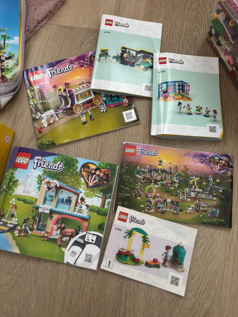 Lego & Friends 8 sets in 1 koop, Ophalen, Zo goed als nieuw