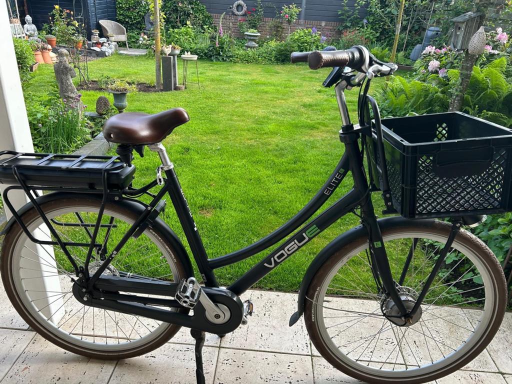 Vogue Elite elektrische fiets met mand en oplader, Overige merken, Gebruikt, Ophalen of Verzenden, 51 tot 55 cm