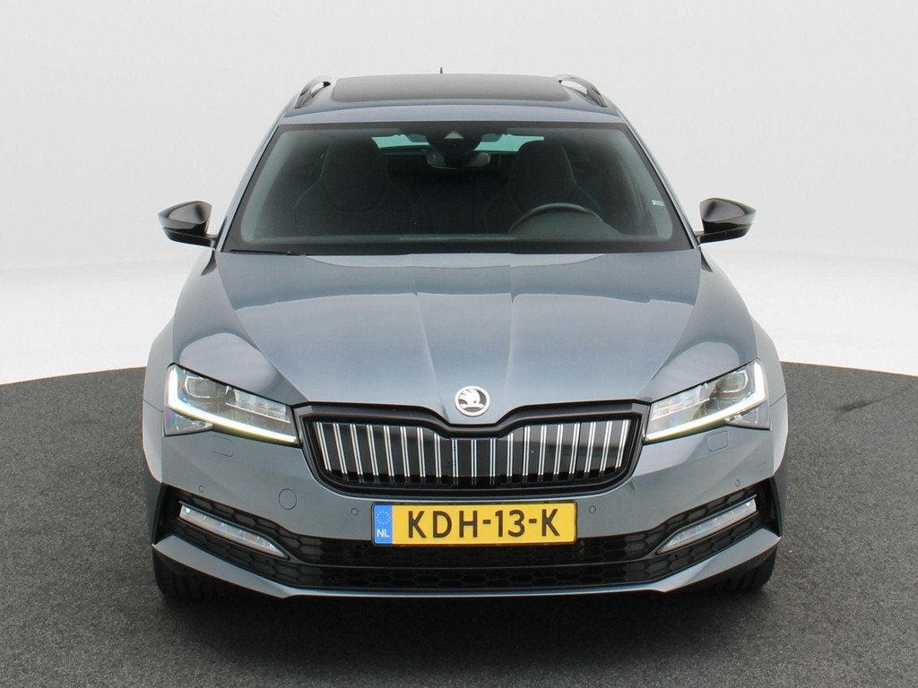Skoda Superb 1.4 TSi 218 Pk iV Sportline Business | Panorama, Auto's, Skoda, Gebruikt, Euro 6, 4 cilinders, Alcantara