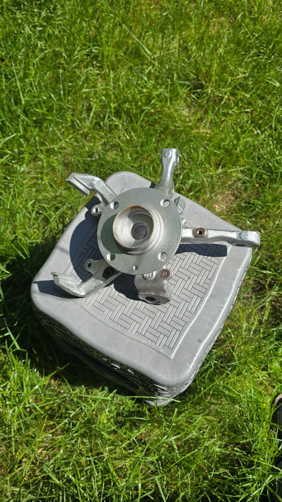 Audi A2 3L Complete Fusee (Nieuw Origineel Audi), Auto-onderdelen, Remmen en Aandrijving, Ophalen of Verzenden