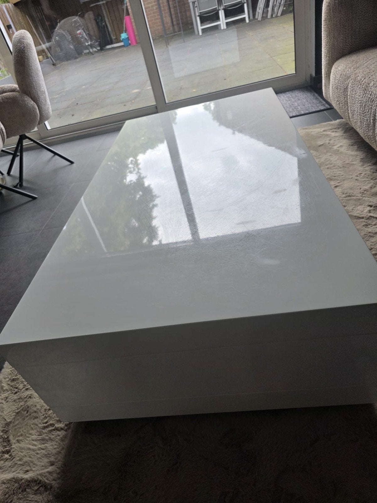 Moderne hoogglans witte salontafel met lades, Ophalen, Overige materialen, 100 tot 150 cm, 50 tot 100 cm
