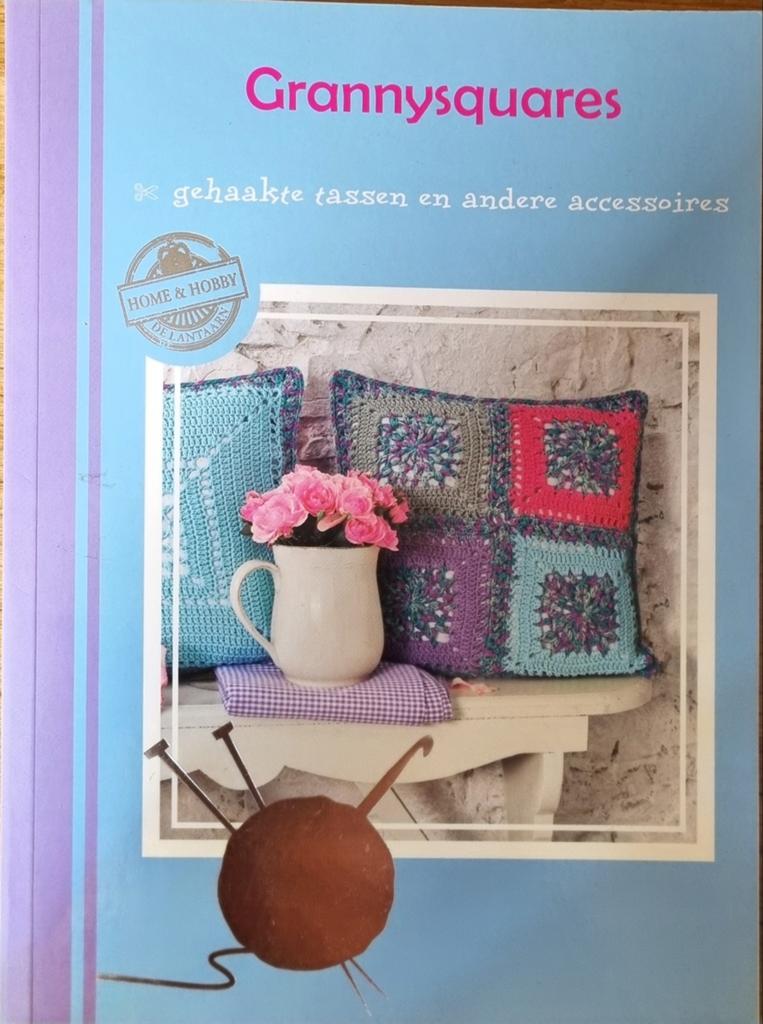 Grannysquares: Gehaakte tassen en accessoires, Ophalen of Verzenden, Zo goed als nieuw, Breien en Haken