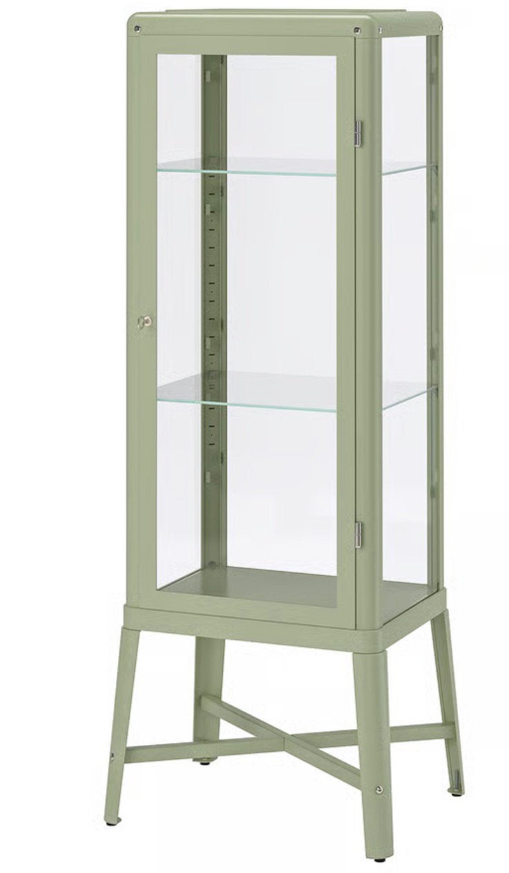 Groene vitrinekast FABRIKÖR Ikea, Huis en Inrichting, Kasten | Vitrinekasten, Ophalen, 50 tot 100 cm, Zo goed als nieuw, Minder dan 100 cm