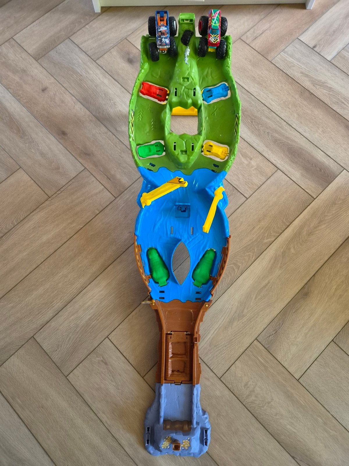 Hot Wheels Monster Trucks speelset met auto's, Ophalen, Gebruikt