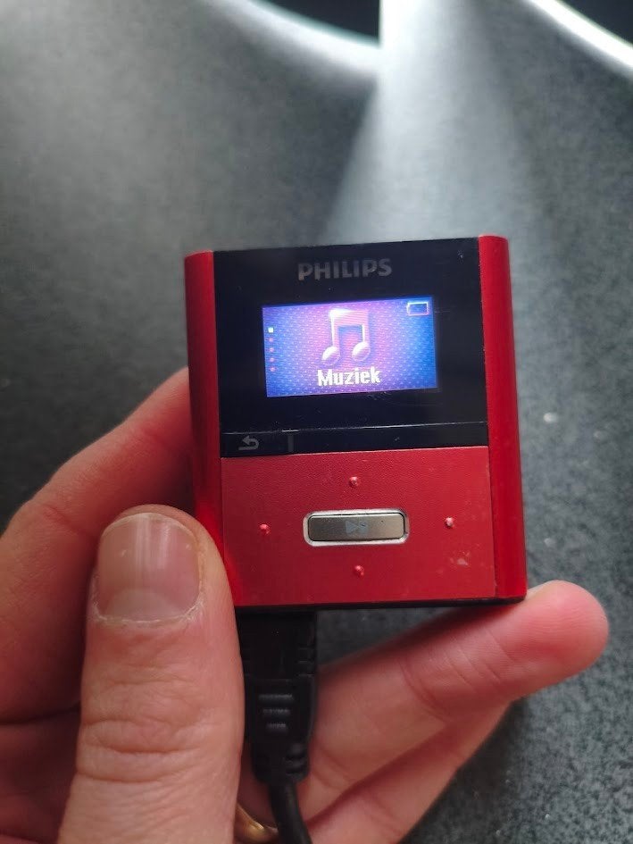 Philips GoGear Raga 2GB rode MP3-speler, Ophalen of Verzenden, Gebruikt, Philips, 2 tot 10 GB