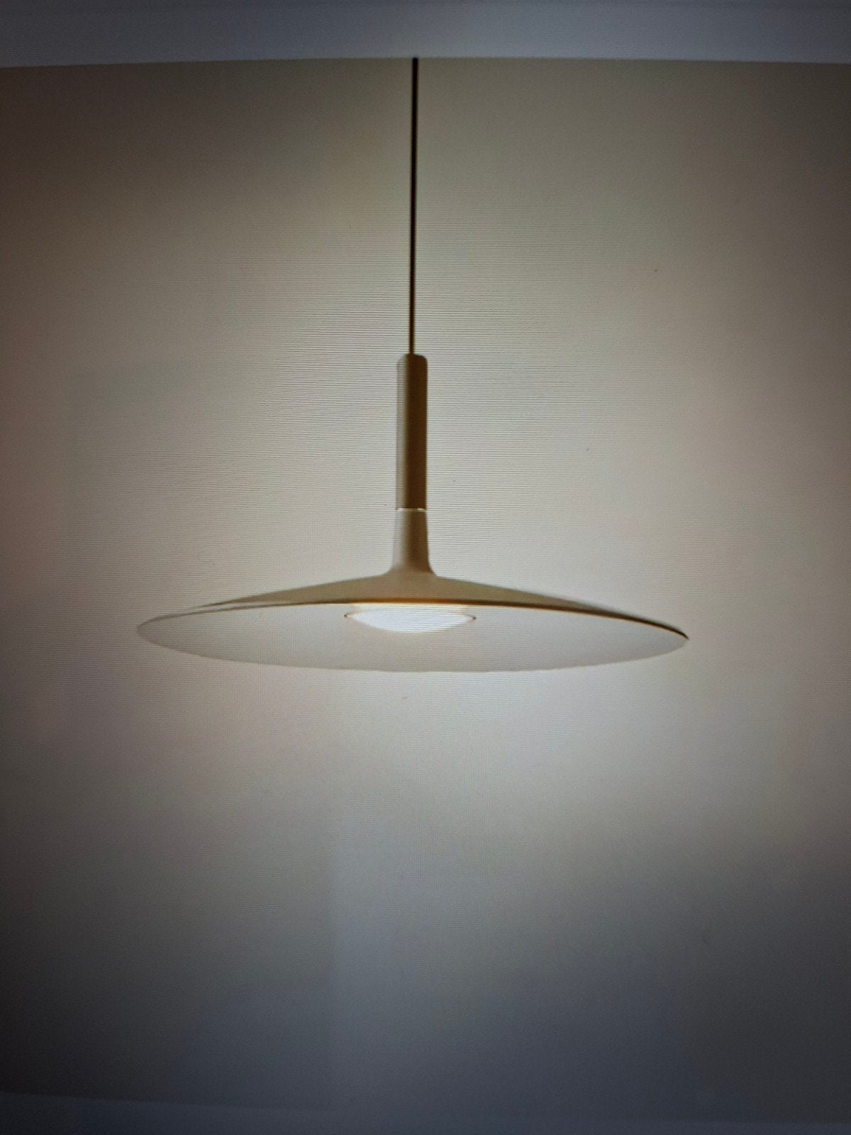 Lichtgrijze moderne metalen hanglamp Aplomb nooit opgehangen, Nieuw, Metaal, Designerlamp, E27 (groot)