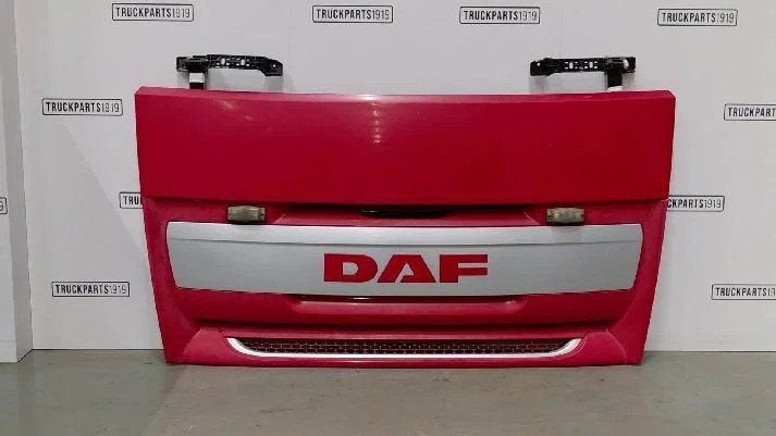 DAF 2191694  | Grille XF 106, Ophalen, Gebruikt, DAF, Carrosserie en Plaatwerk