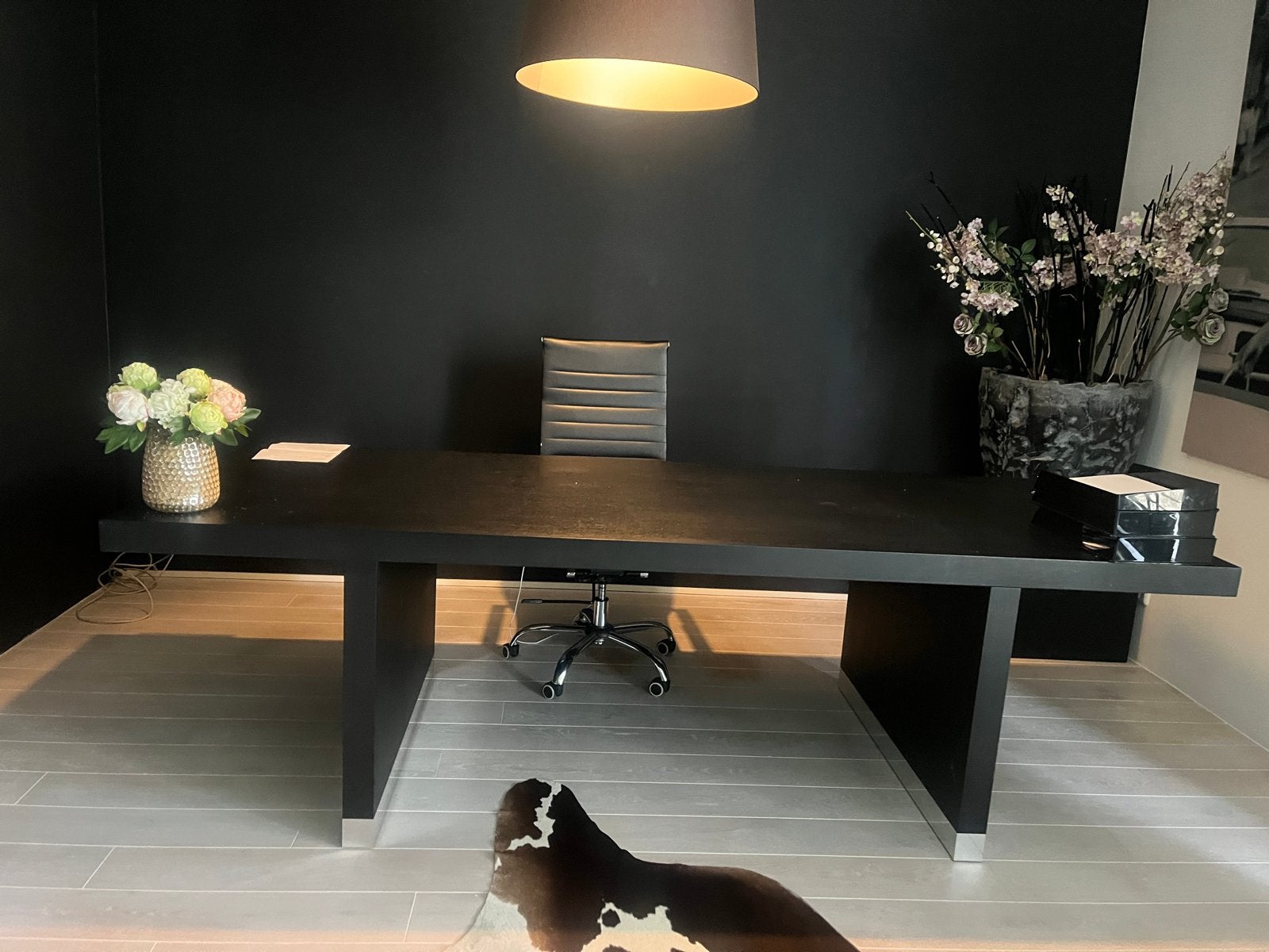 Handgemaakt massief eiken bureau Eric Kuster., Ophalen, Hout, Zo goed als nieuw, Overige merken