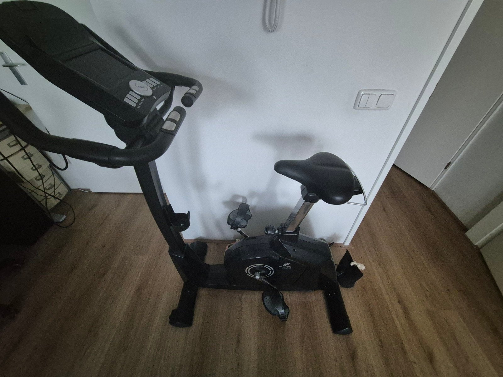 Newton Fitness B875 Ergometer Hometrainer, Ophalen, Zo goed als nieuw, Metaal, Benen