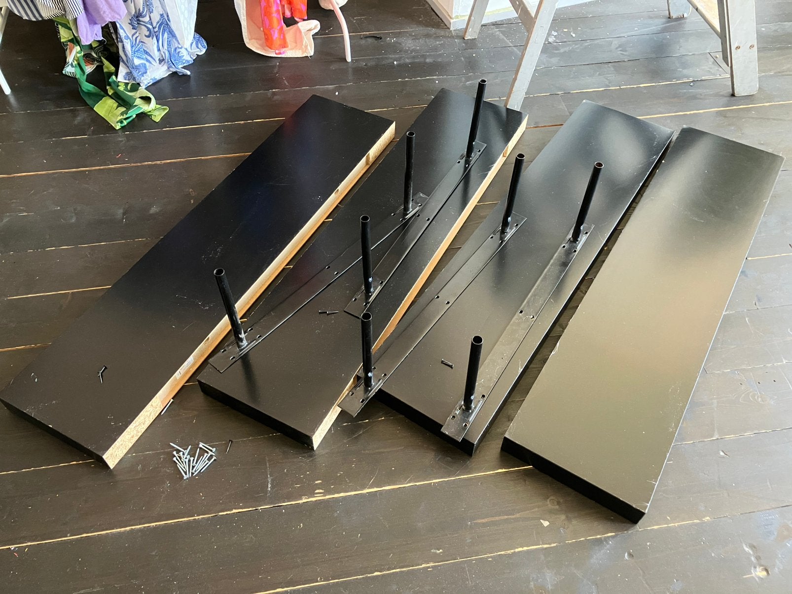 4 stuks Ikea wandplanken zwart, Huis en Inrichting, Woonaccessoires | Wandplanken en Boekenplanken, Ophalen, Gebruikt