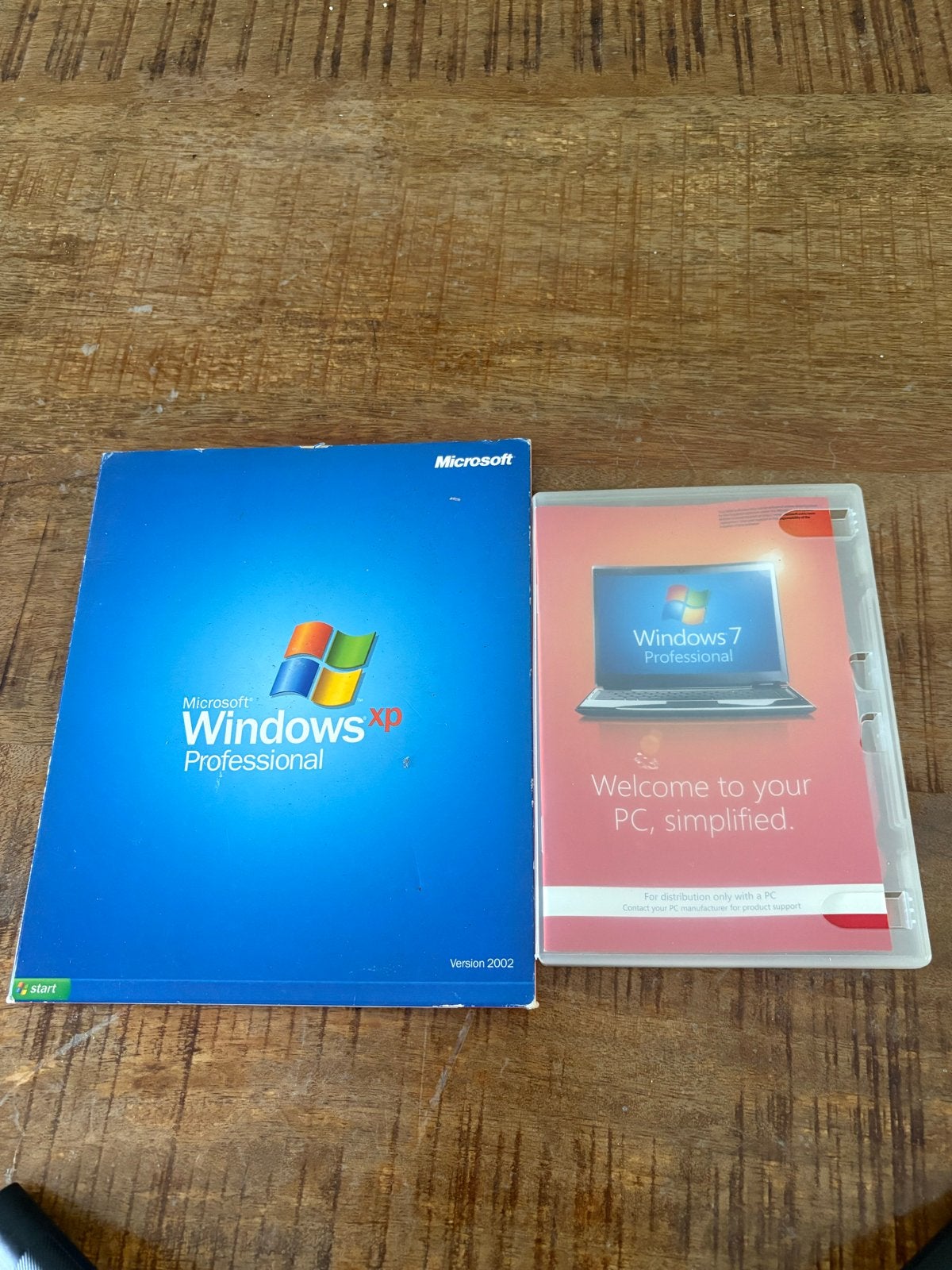 Microsoft Windows XP Professional & Windows 7 Professional, Ophalen of Verzenden, Gebruikt, Windows