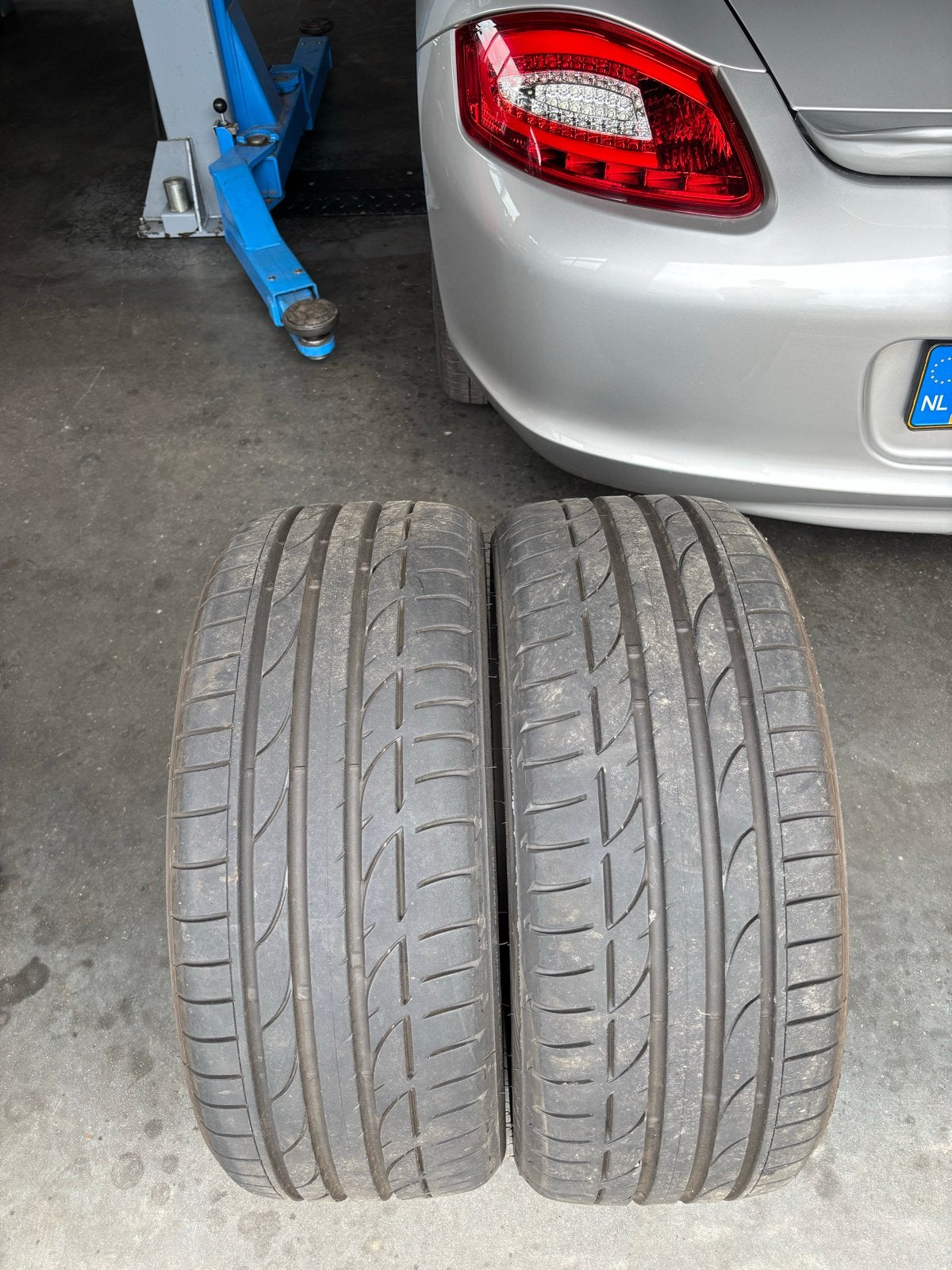 225-40-19 Bridgestone potenza S001 (demo ), Auto-onderdelen, Banden en Velgen, 19 inch, Gebruikt, Ophalen of Verzenden, Band(en)