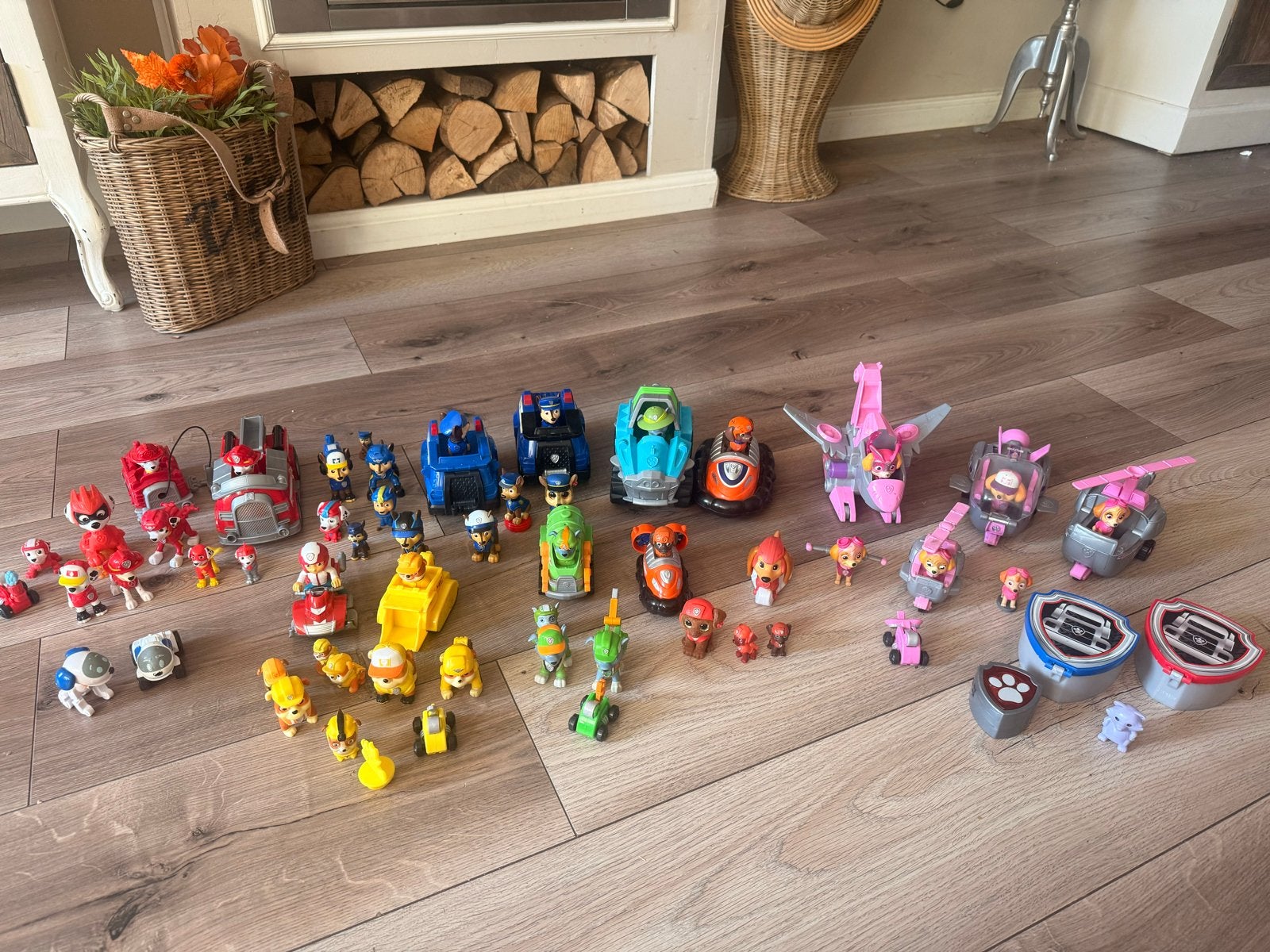 Grote collectie Paw Patrol speelgoed met voertuigen en figur, Ophalen of Verzenden, Gebruikt