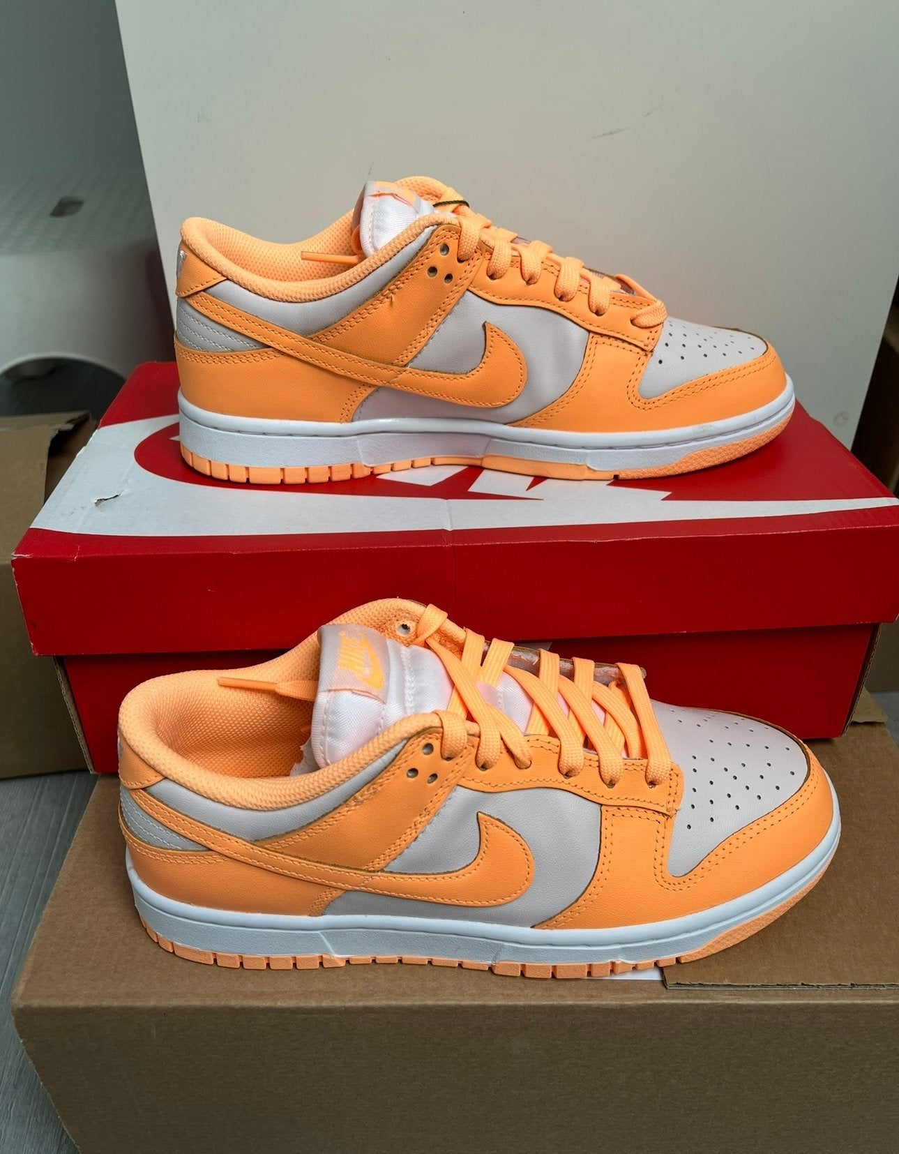 Nike Dunk low Peach Cream maat 39, Nieuw, Oranje, Ophalen of Verzenden, Sneakers of Gympen
