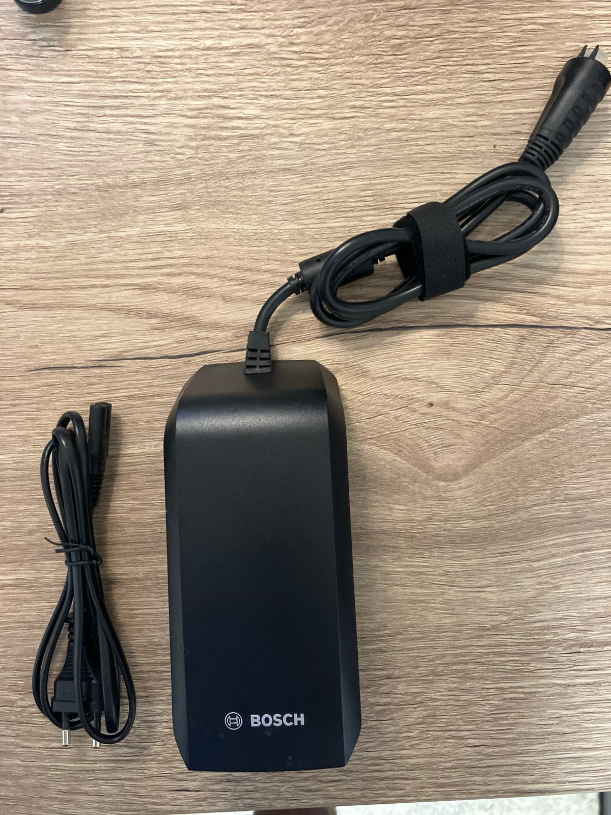 Bosch eBike Acculader 36V/4A (BCS220), Ophalen of Verzenden, Zo goed als nieuw