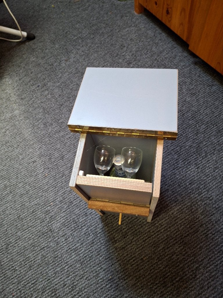 Vogel drankkast, Huis en Inrichting, Ophalen, Nieuw