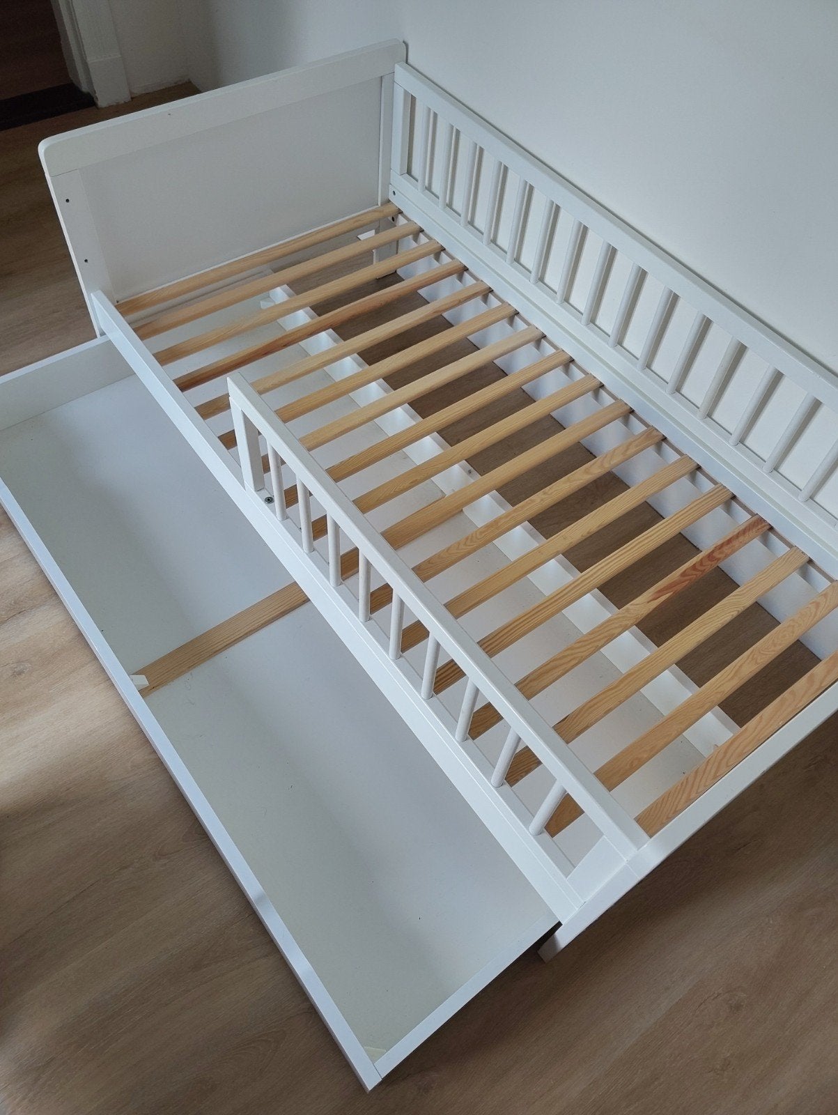 Peuterbed Petit Amelie 75x140 met lade en matras, Kinderen en Baby's, Kinderkamer | Bedden, Ophalen, Gebruikt, 70 tot 85 cm, 140 tot 160 cm