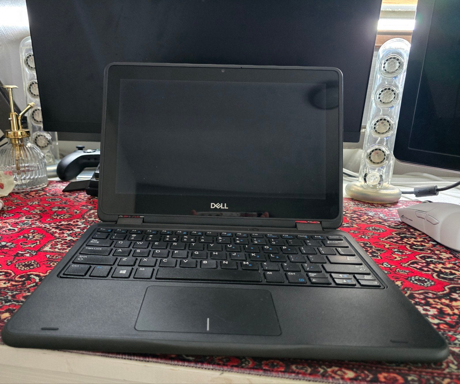 Dell Laptop - 3190 2 in 1 voor onderdelen!, Gebruikt, 2 tot 3 Ghz, Qwerty, 8 GB