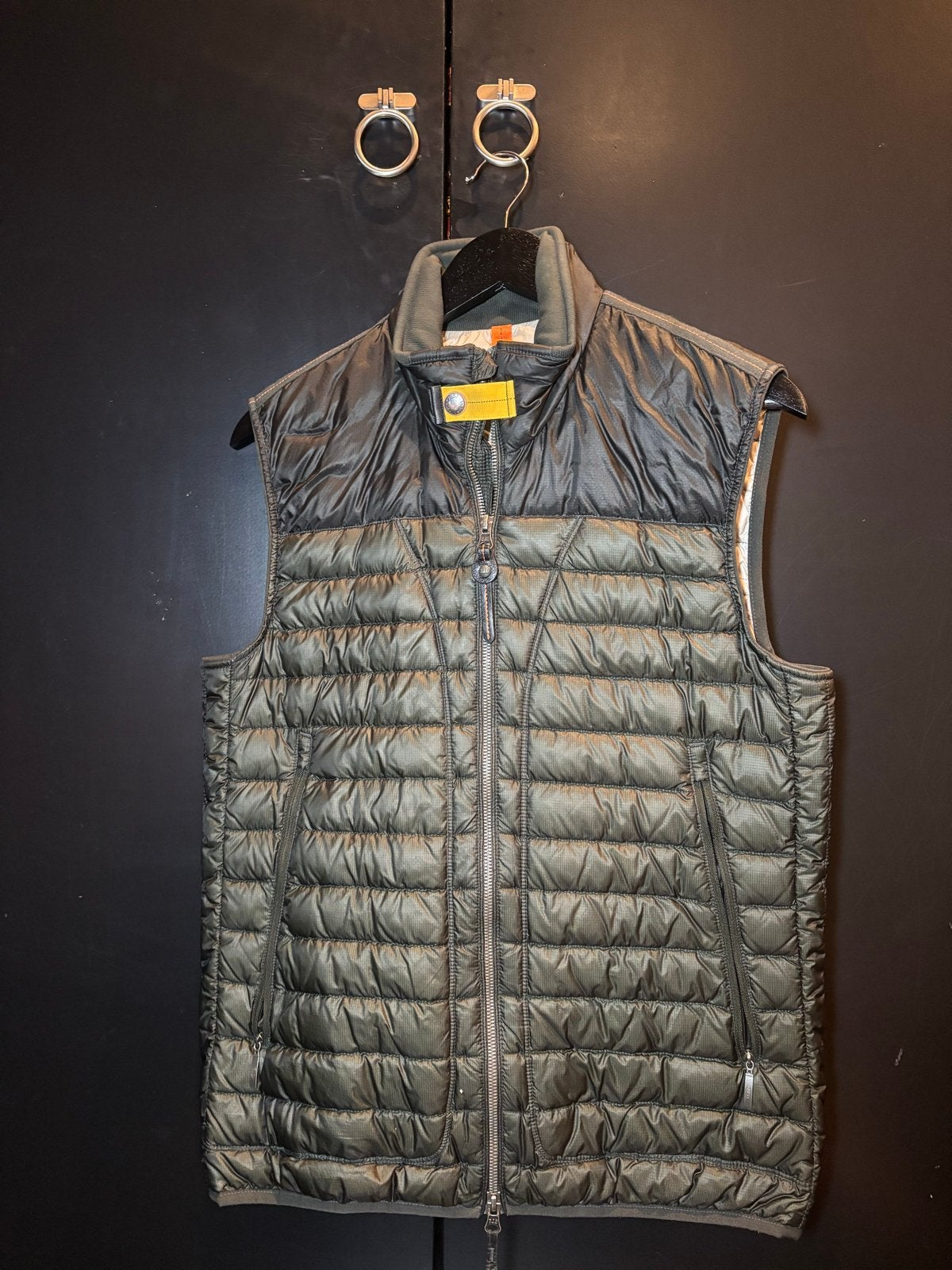 Parajumpers Bodywarmer Groen Zwart Maat M, Ophalen of Verzenden, Zo goed als nieuw, Maat 48/50 (M), Groen
