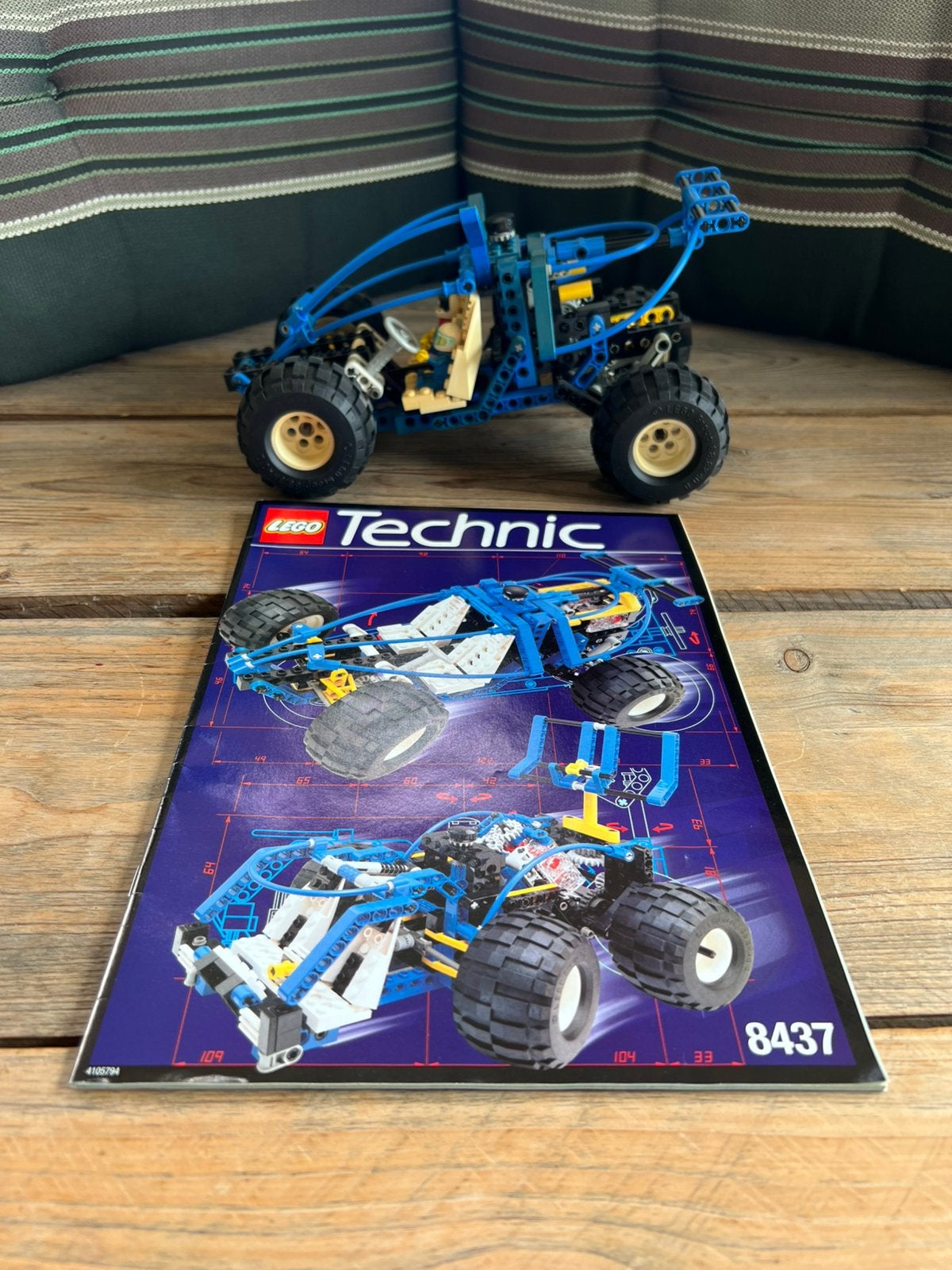 Lego Technic 8437 Toekomstige Auto - Compleet Werkt 100%, Lego, Ophalen of Verzenden, Zo goed als nieuw, Technic